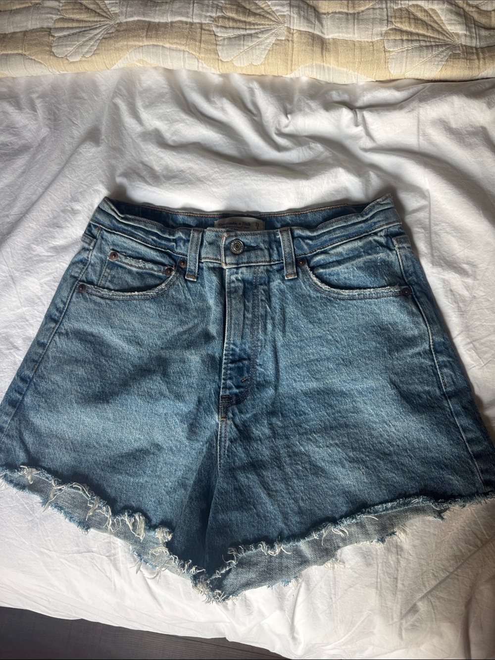 Abercrombie 90s cutoff Jean shorts